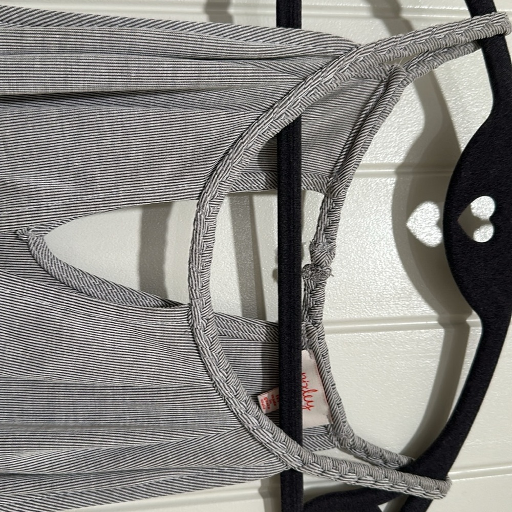 Tank - Picture 2 of 2